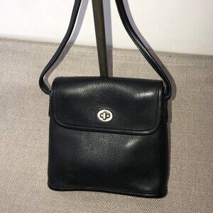 Vintage Coach Tango Crossbody Flap Turnlock Bag Black Leather
